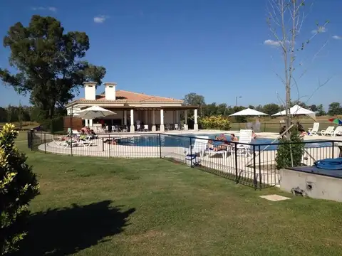 VENTA LOTE CENTRAL - VISTA AL GOLF – PINARES COUNTRY CLUB – EXALTACIÓN DE LA CRUZ etapa 2