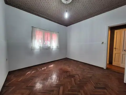 Casa en Venta en Temperley, USD 100.000