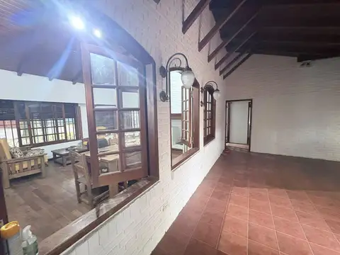 Casa en Venta al Oeste