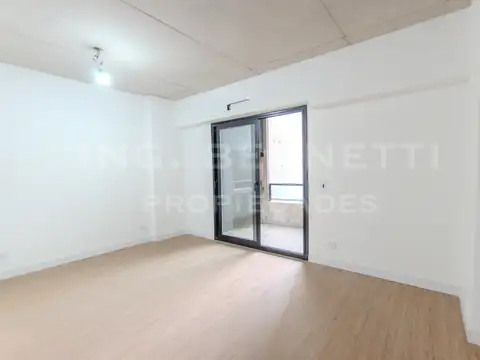 José Cubas 3400, Piso 1