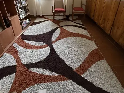 VENTA CASA 4 AMB CON JARDIN Y QUINCHO