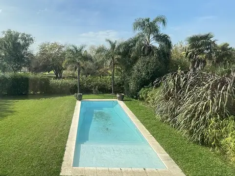 Casa  en Alquiler en Los Jazmines, Pilar del Este, Pilar