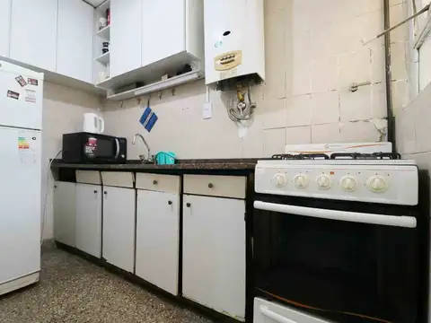 2 Ambientes, TIPO PH  ( VILLA URQUIZA)