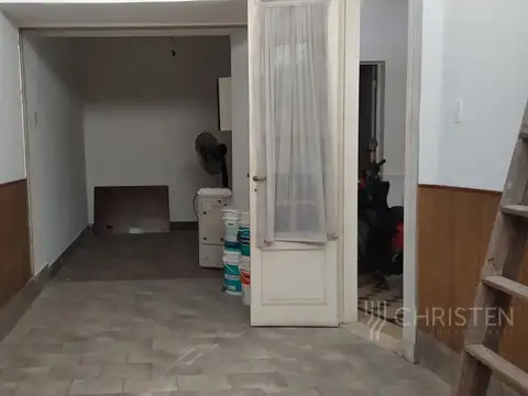 Casa en Alquiler con 1 cochera
