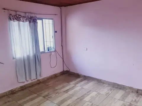 VENTA CASA CON GALPON - VILLA CELINA - SARMIENTO