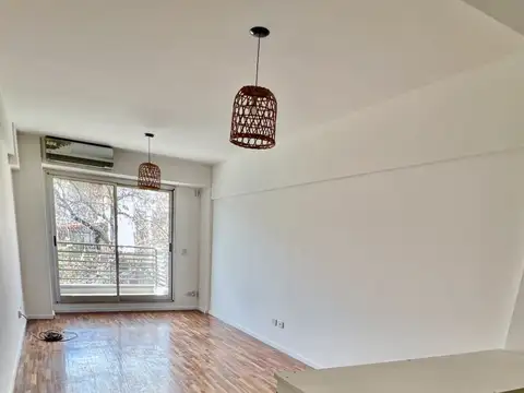 Departamento en Venta en Parque Chacabuco, USD 76.800