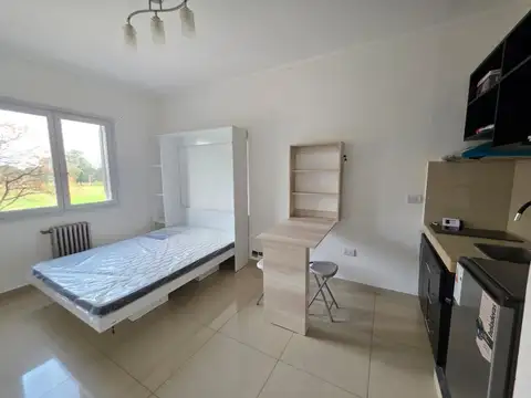 Departamento en Alquiler de Monoambiente