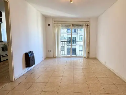 DEPTO VENTA 4 AMB  BARRACAS