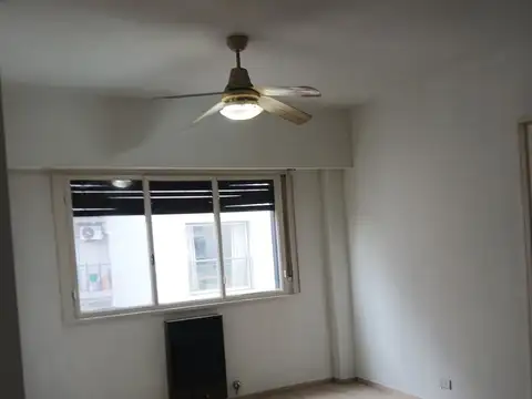 ALQUILER Amplio Y Luminoso MONOAMBIENTE., cocina y lavadero independiente, CABALLITO.