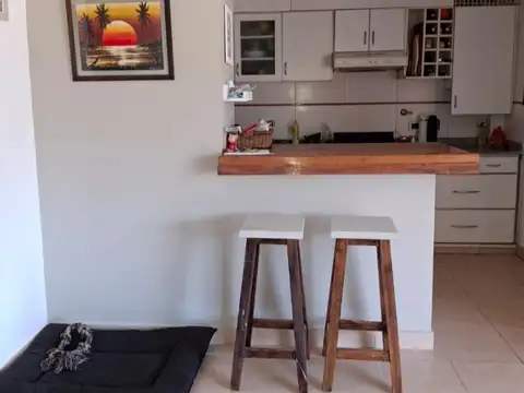 Avenida Italia 600, Piso 2