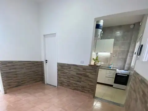 Depto Tipo Casa en Venta en Mataderos, USD 85.000