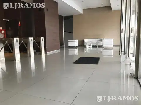 Oficina en Venta con 2 cocheras