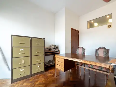Oficina en Venta 70 años