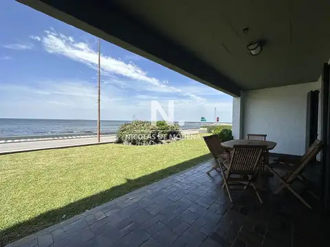 Apartamento de Tres Dormitorios frente a El Emir - Península Punta del Este