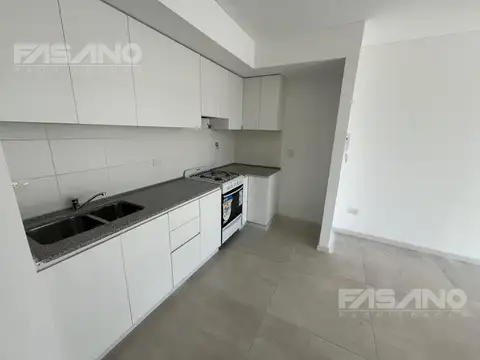 Departamento en Alquiler en Chilavert, $ 680.000