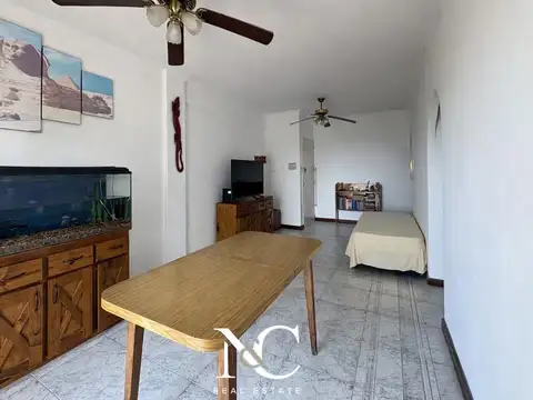 Juan Carlos Cruz al 1100