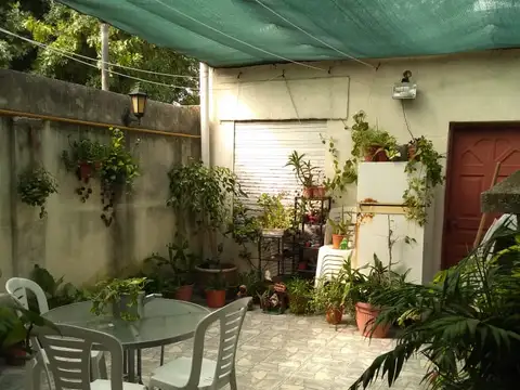 Ph - Venta - Argentina, Lanús - valparaiso 1800