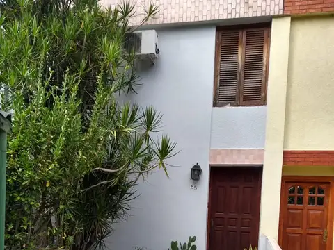 Ph - Venta - Argentina, Lanús - valparaiso 1800