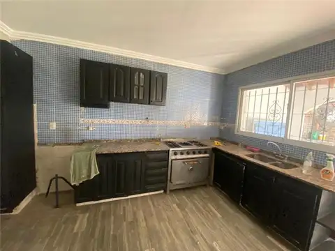 Casa en Venta en Banfield, USD 80.000