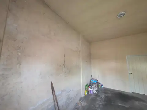 Casa 2 ambientes con 1 baño