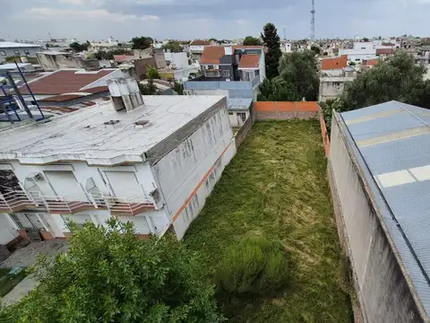 Lote de 570m2 en venta Lomas de Mirador.