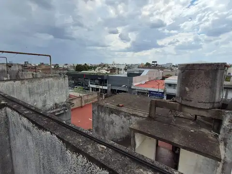 Casa 6 ambientes con 3 baños