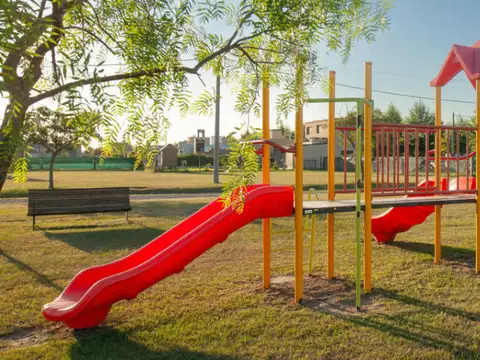 Terreno en Venta 13,50  mts Fondo