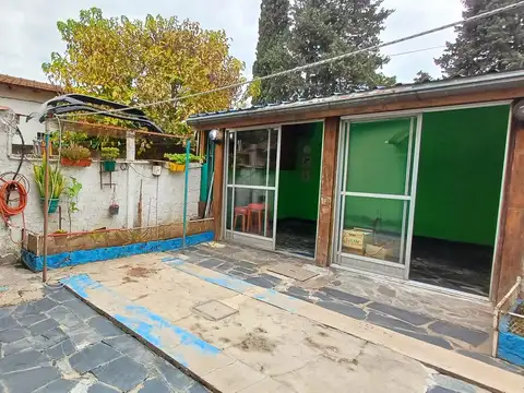 Depto Tipo Casa en Venta 40 años