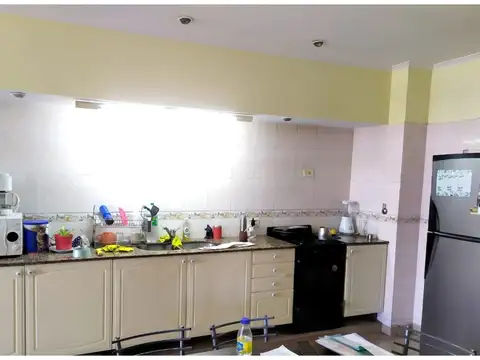 Depto Tipo Casa 5 ambientes con 1 baño