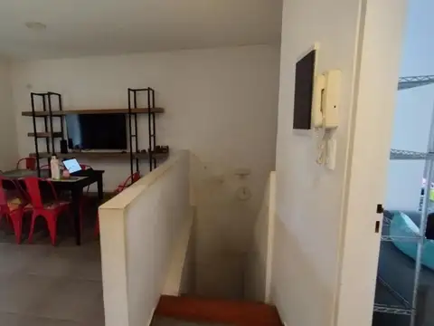 Depto Tipo Casa en Alquiler en Quilmes, $ 880.000