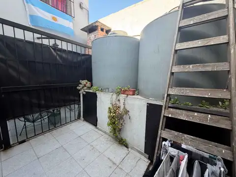 Depto Tipo Casa en Venta 26 años