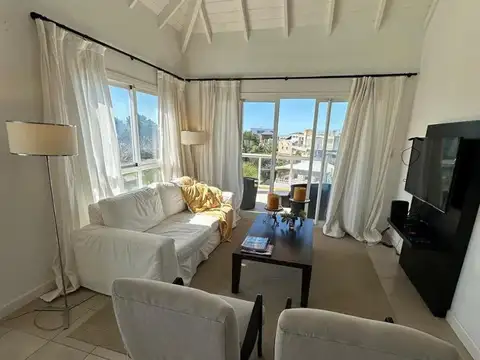 Departamento en Alquiler Temporal con 1 cocheras