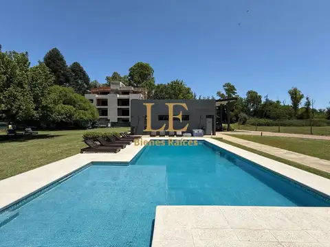 Departamento en Venta con 5 cocheras