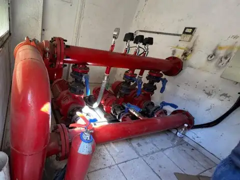 Galpon en Alquiler en Villa Ballester, USD 12.800