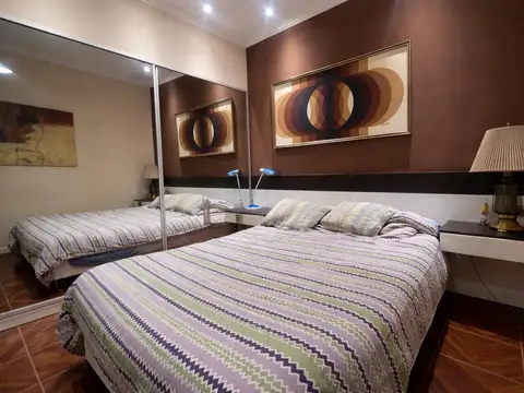 Depto Tipo Casa en Venta 40 años