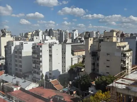 ALQUILER MONOAMBIENTE DIVISIBLE EN ALMAGRO.