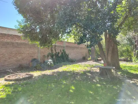 Casa 2 ambientes con 1 baño