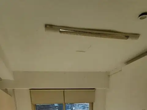 Oficina 2 ambientes con 1 baño