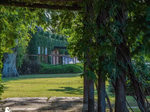 La Rinconada Club de Campo  Lote 246  Zona Piscina