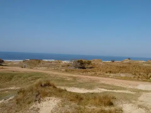 Terreno en Venta 65  mts Frente