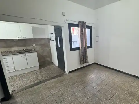 Montevideo 2800, Piso 00