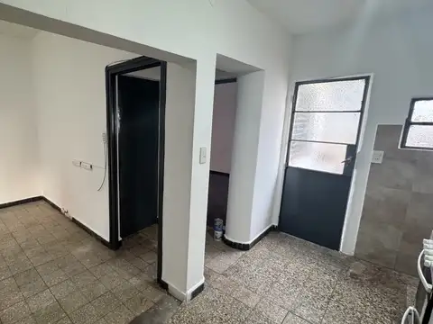 Depto Tipo Casa en Alquiler de 1 dormitorio