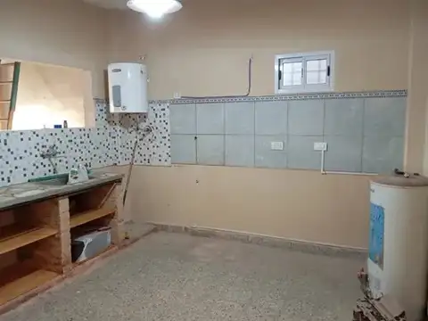 Departamento tipo casa en venta en Caseros -Apto Credito-