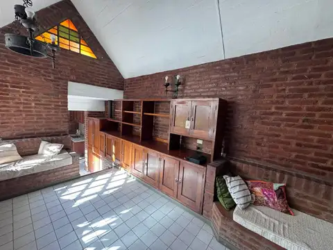 Casa en Venta con 1 cochera