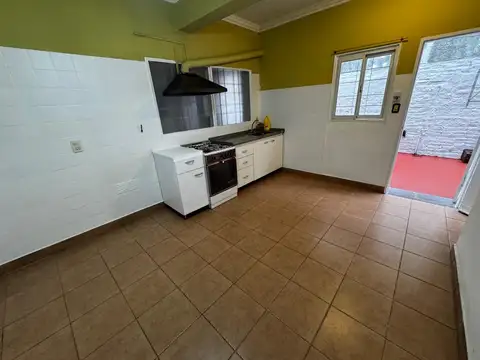Depto Tipo Casa 3 ambientes con 2 baños