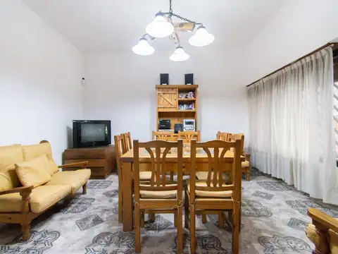 Depto Tipo Casa en Venta de 4 ambientes