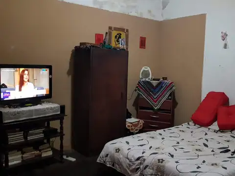 Cafferata 5000, Piso PB