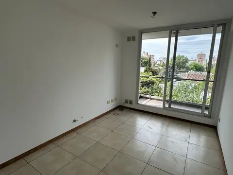 Departamento en Alquiler en Echesortu, $ 530.000