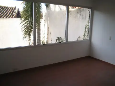 Oficina en Alquiler en Acassuso, USD 2.200