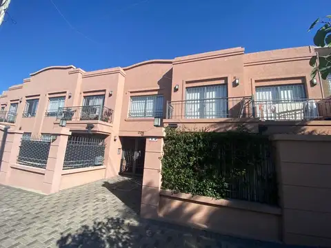 Conesa 1900, Piso PB